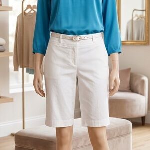 Briggs New York White Bermuda Shorts